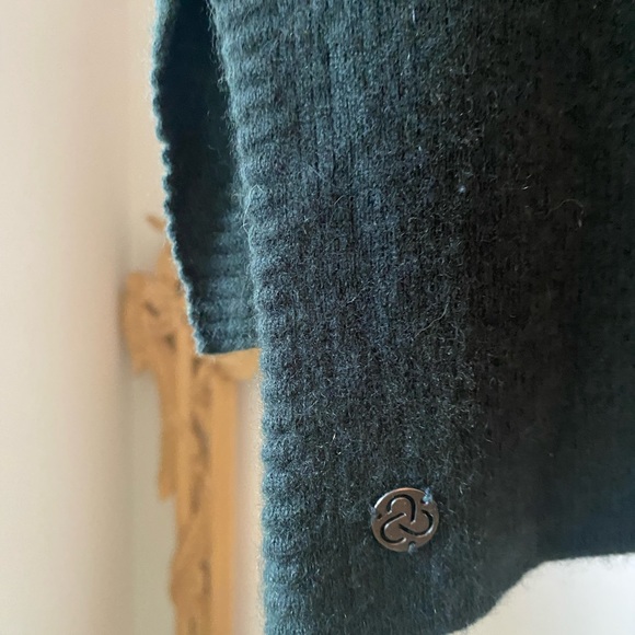 Zella Sweater, Dark Green, size XXS, worn once. - Picture 5 of 9